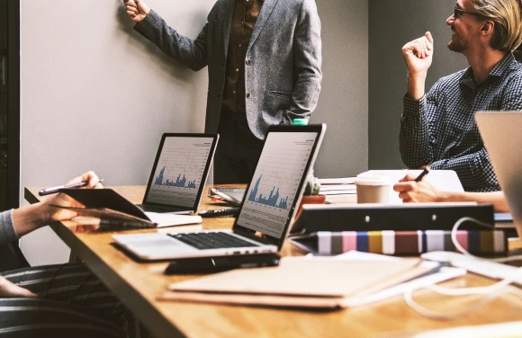 Peran Teknologi dalam Transformasi Kampanye